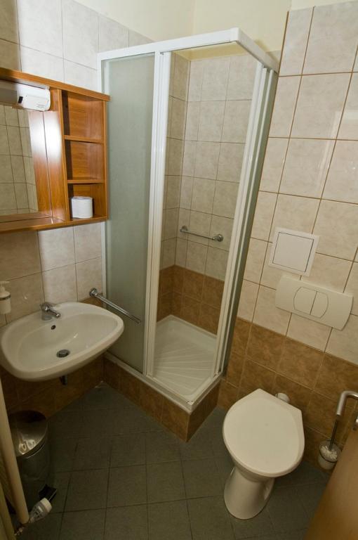 Karoly Robert Diakhotel Дьиндьиш Номер фото