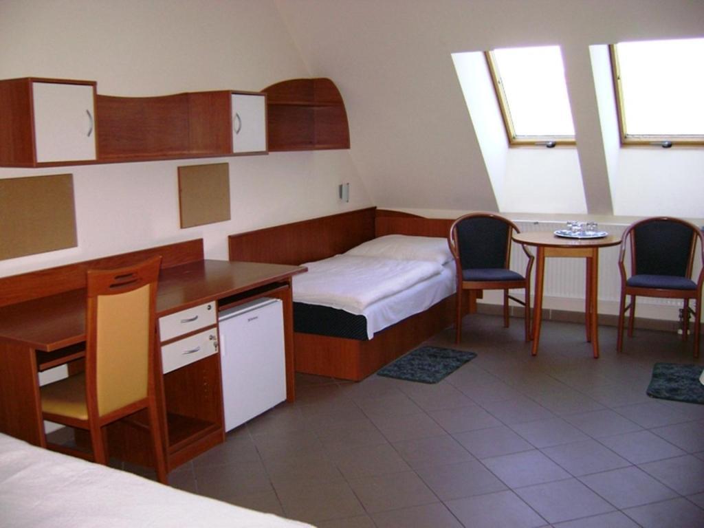 Karoly Robert Diakhotel Дьиндьиш Номер фото